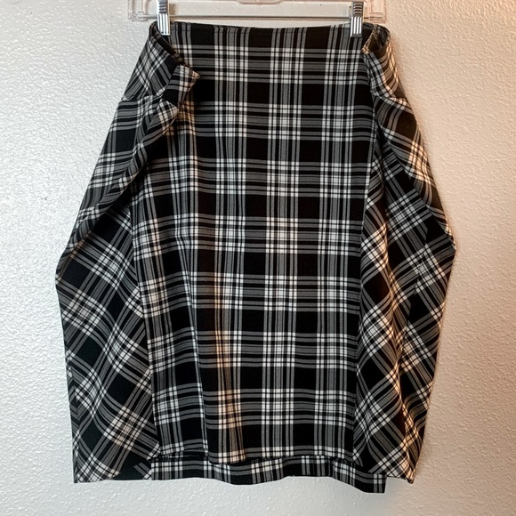 First Option Too! Dresses & Skirts - ✨HP✨ First Option Too! (Size 22W) Plaid Midi Skirt
